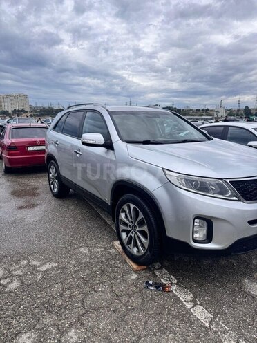 Kia Sorento-2