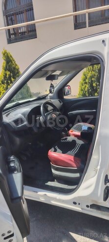 Fiat Doblo-4