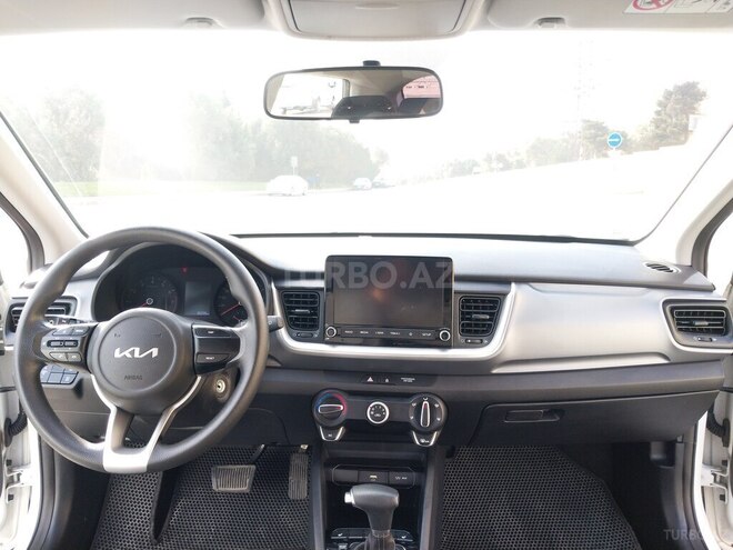 Kia Stonic-4