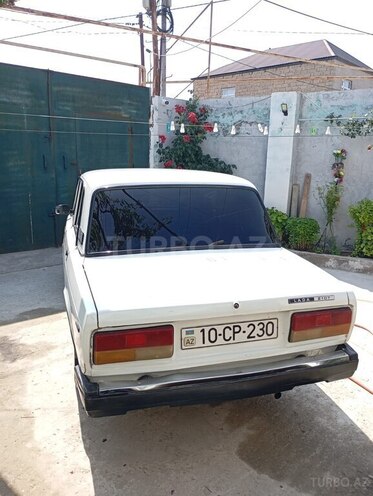 LADA (VAZ) 2107-2