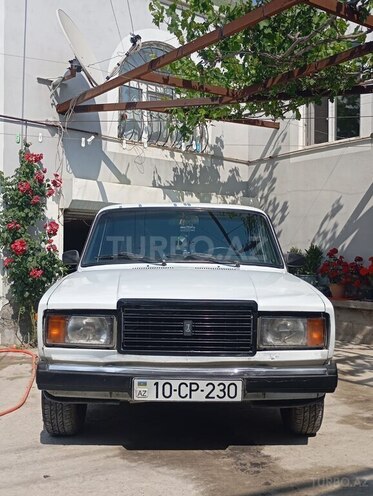 LADA (VAZ) 2107-1