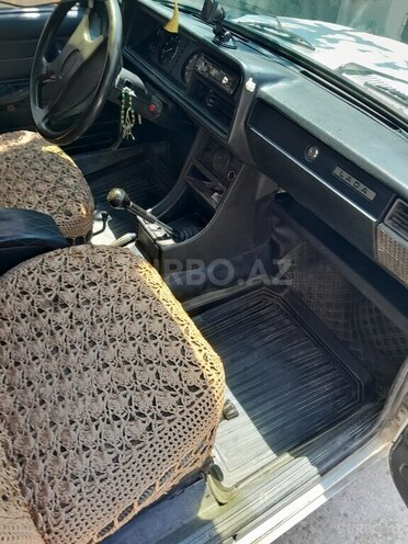 LADA (VAZ) 2107-8