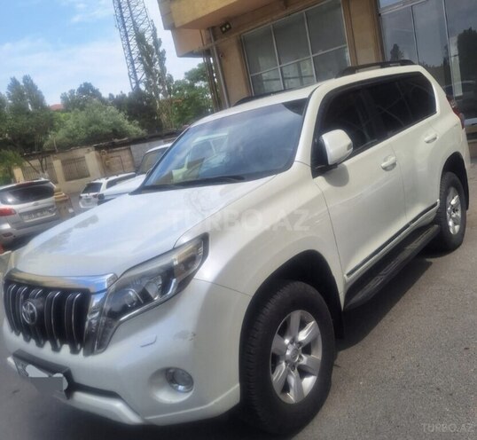 Toyota Land Cruiser Prado-15