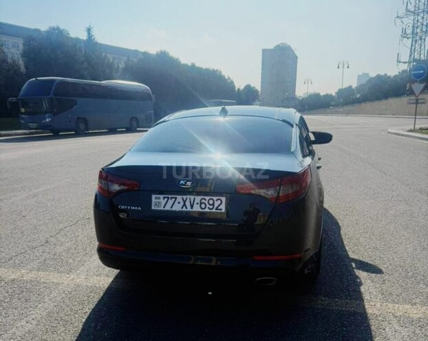 Kia Optima-2