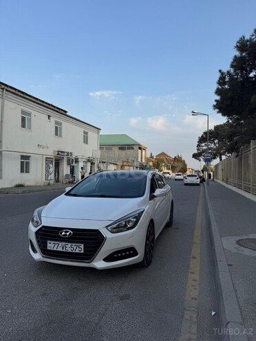 Hyundai i40-2
