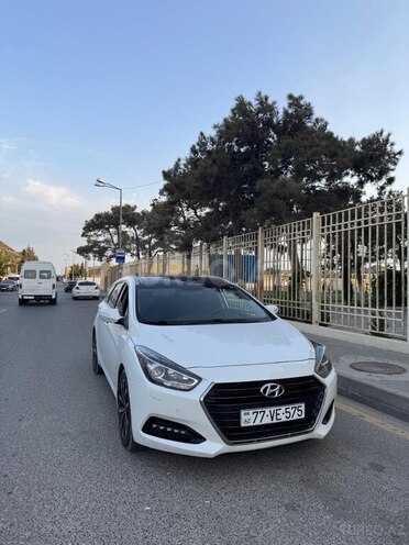Hyundai i40-1