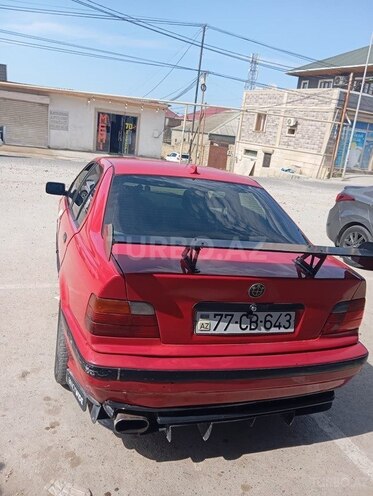 BMW 320-5