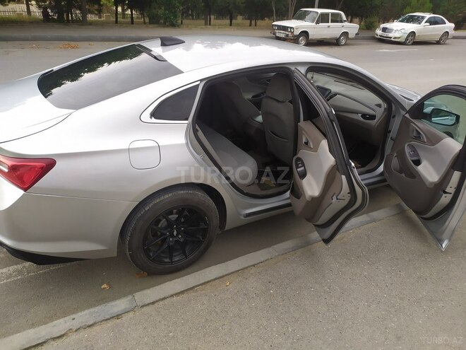 Chevrolet Malibu-5