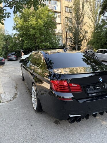 BMW 528-12