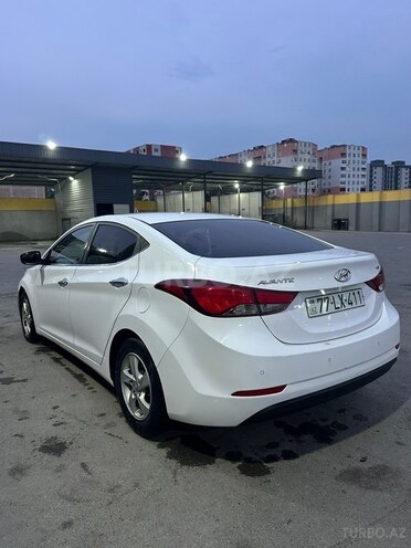 Hyundai Avante-4