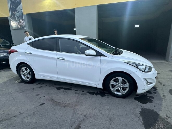 Hyundai Avante-6