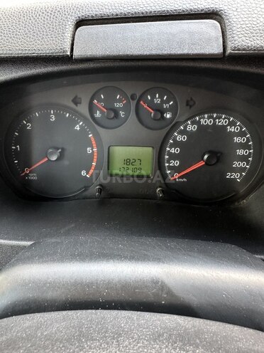 Ford Transit-19