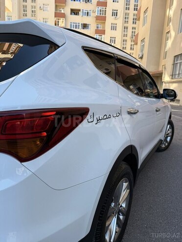 Hyundai Santa Fe-4