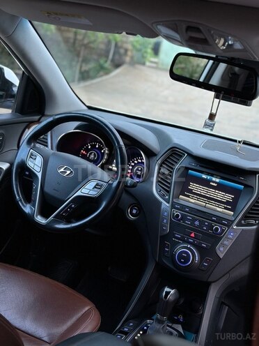 Hyundai Santa Fe-11
