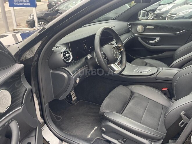Mercedes E 300 de-8
