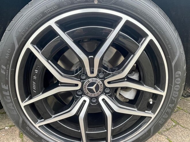 Mercedes E 300 de-9