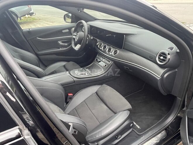 Mercedes E 300 de-4