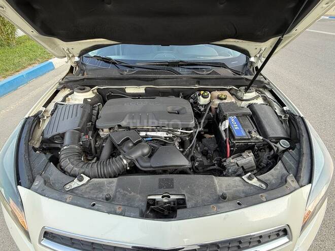 Chevrolet Malibu-9
