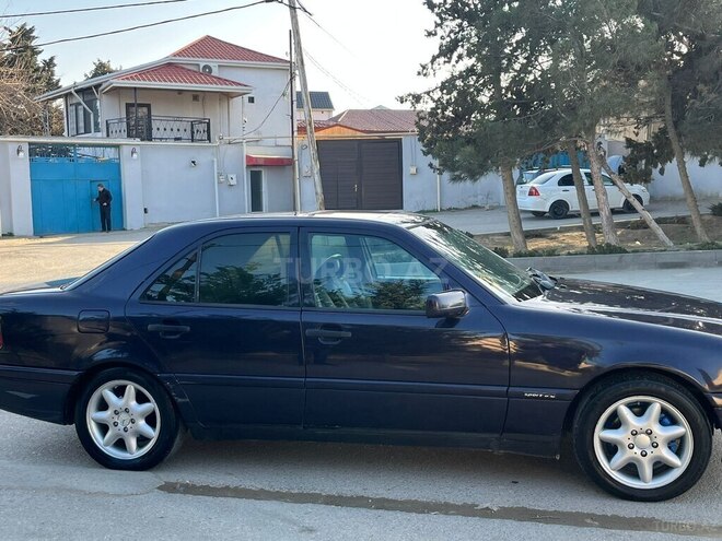 Mercedes C 180-2