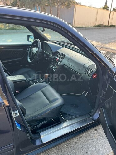 Mercedes C 180-3