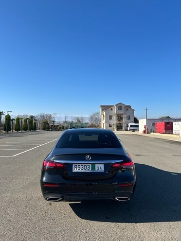 Mercedes E 300 de-2