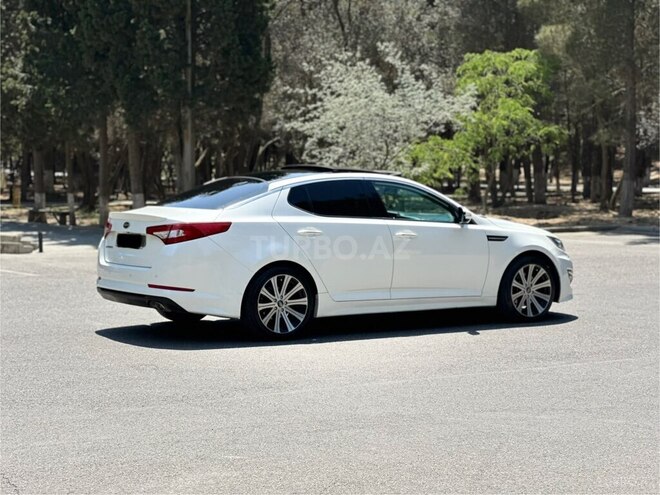 Kia Optima-4