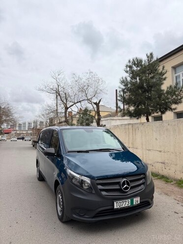 Mercedes Vito-1