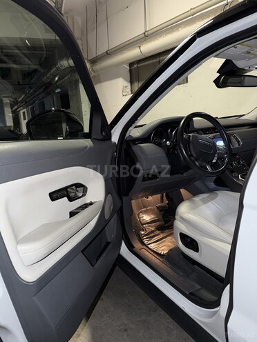 Land Rover RR Evoque-16