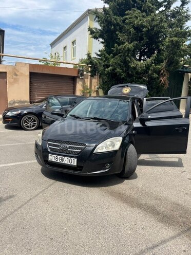 Kia Ceed-4