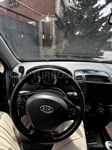 Kia Ceed-11