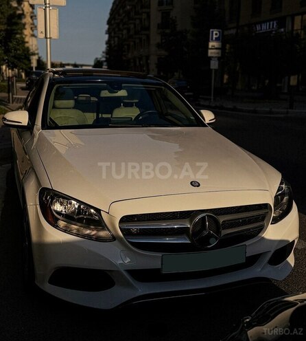 Mercedes C 300-1