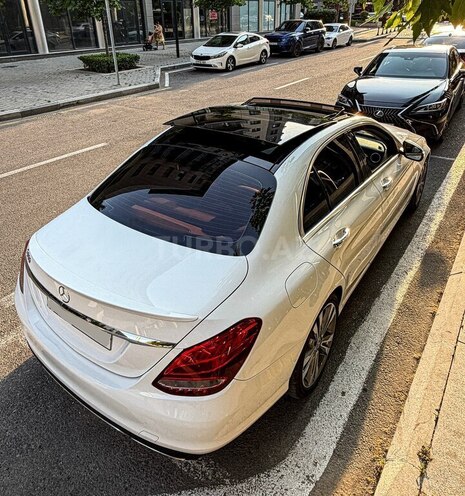 Mercedes C 300-8