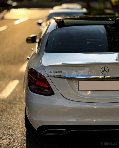 Mercedes C 300-6