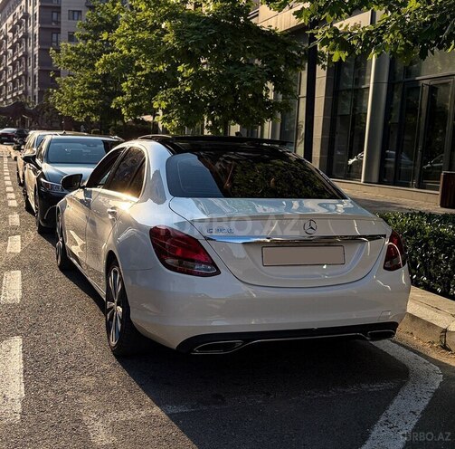 Mercedes C 300-5