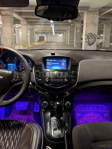Chevrolet Cruze-9