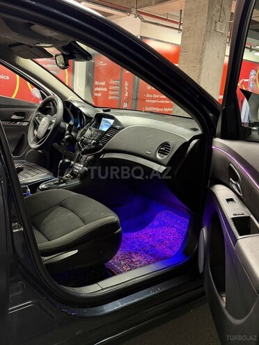 Chevrolet Cruze-7