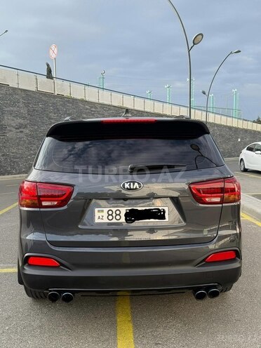 Kia Sorento-7