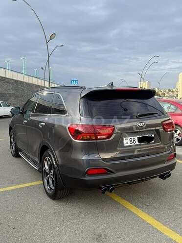 Kia Sorento-6