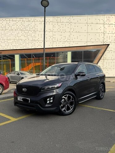 Kia Sorento-1