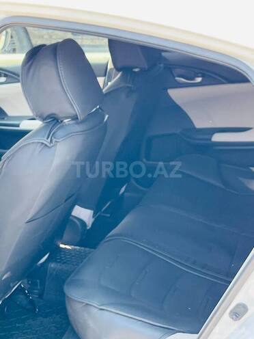 Honda Insight-10