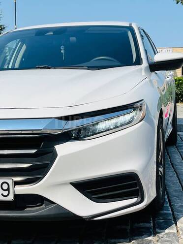 Honda Insight-3