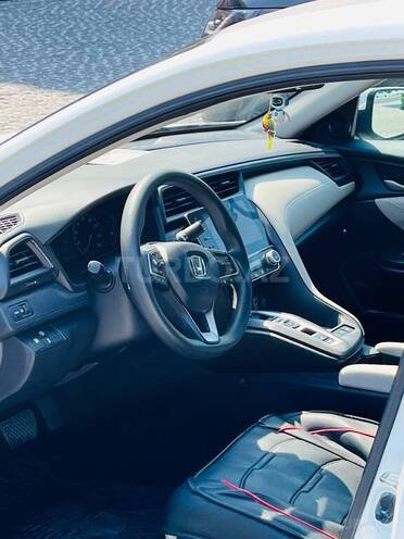 Honda Insight-12