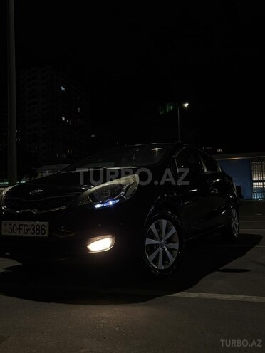 Kia Rio-4