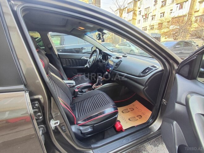 Kia Cerato-3