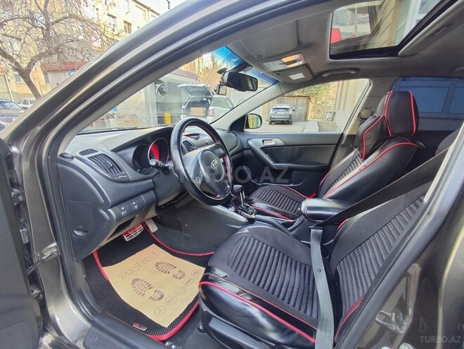 Kia Cerato-4