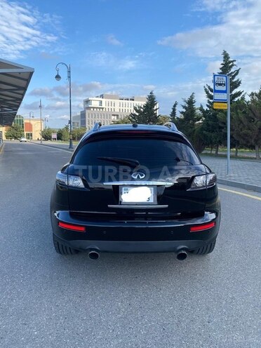 Infiniti FX35-3
