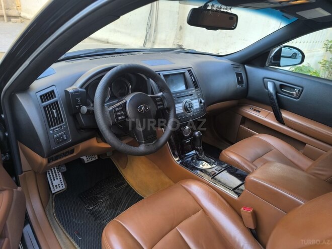 Infiniti FX35-13