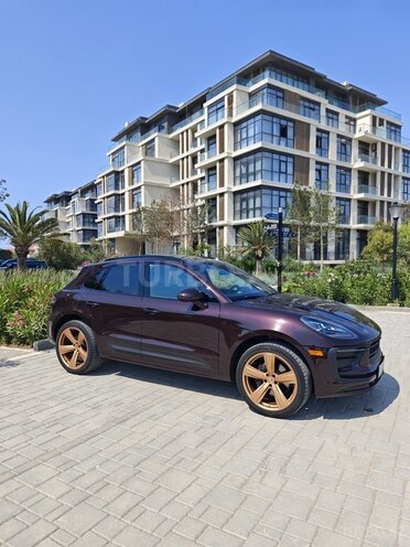 Porsche Macan-2