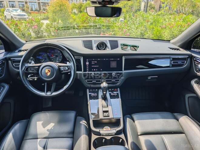 Porsche Macan-17