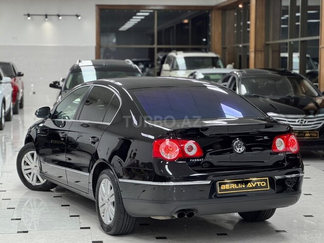 Volkswagen Passat-8